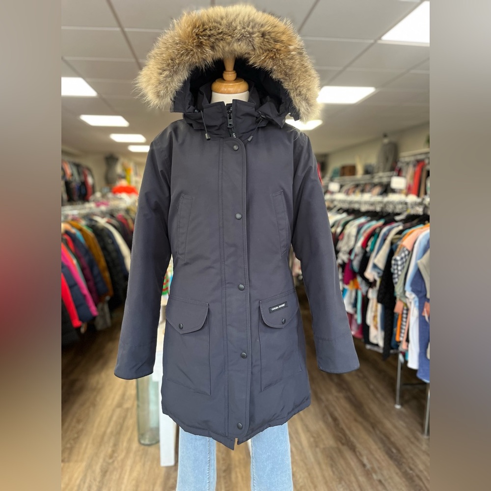 Women's Black Downfill Canada Goose
